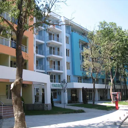 Private In Yassen *