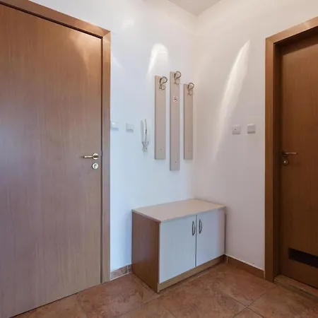 Private In Yassen Apartmán *